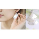 Three fan-shaped s...